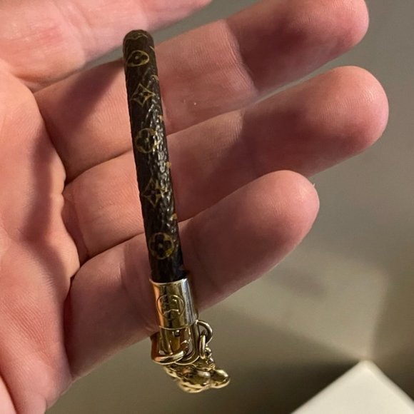 Women’s Louis Vuitton Bracelet 19 - Picture 7 of 9